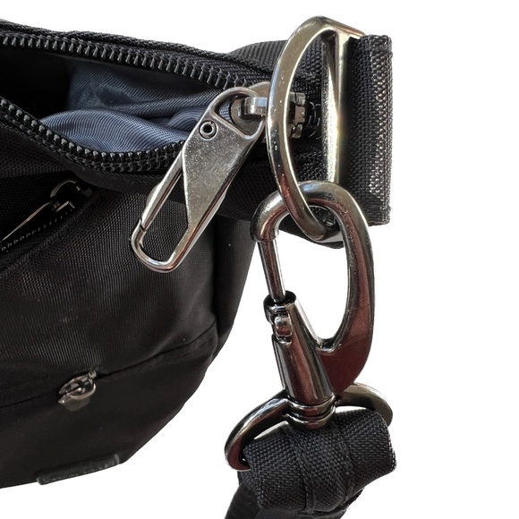 Tracker Anti Theft Crossbody Bag Travel Black 12" x 10" x 4.5 RFID slot - Picture 4 of 9